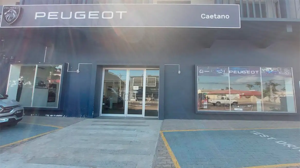 SHOWROOM PEUGEOT